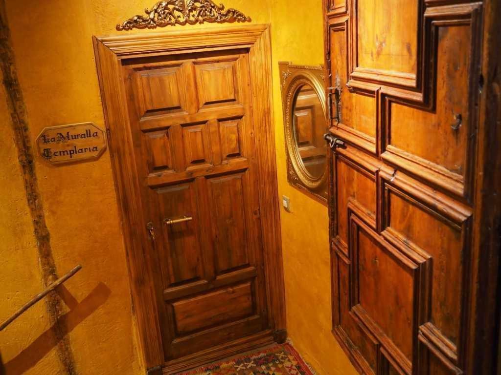 Las Moradas Del Temple Mirambel  Rum bild